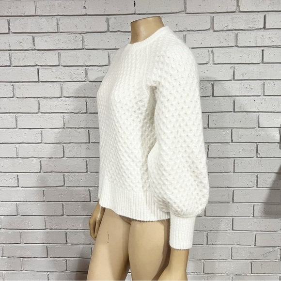 Line and Dot Women’s White Sweater - Picture 3 of 10
